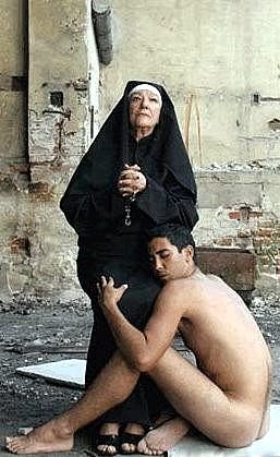 gay nuse free carzy sexy gays
